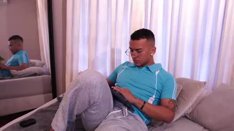 rafa_cruz online show from May 30, 12:57 pm