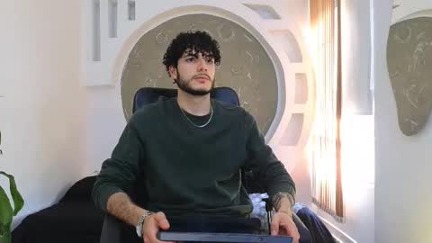 Snapshot of rafael_mendez chatting on September 25, 8:56 pm R A F A E L online show from September 25, 8:56 pm