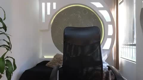 Snapshot of rafael_mendez chatting on October 16, 8:43 pm R A F A E L online show from October 16, 8:43 pm