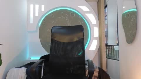 Snapshot of rafael_mendez chatting on October 22, 8:52 pm R A F A E L online show from October 22, 8:52 pm