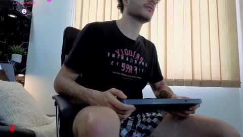 R A F A E L online show from December 20, 8:38 pm