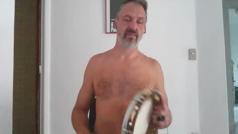 Snapshot of rafaelsel chatting on December 19, 5:20 pm Big Uncle Jungle online show from December 19, 5:20 pm