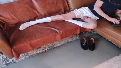 DressSock Shoe online show from June 26, 5:12 am