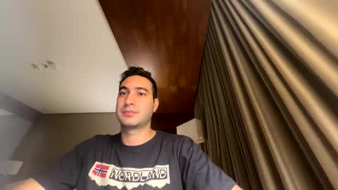 Snapshot of ragnearyou chatting on October 13, 6:13 am ragnearyou online show from October 13, 6:13 am