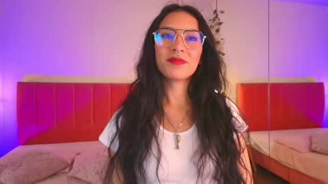 Raia online show from February 10, 3:21 am