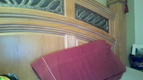 Snapshot of raidersman757 chatting on November 22, 6:01 am hitman online show from November 22, 6:01 am