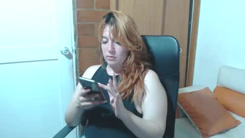 Paula online show from February 18, 9:42 pm