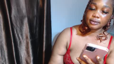 Snapshot of raina_reign chatting on June 10, 2:49 pm raina online show from June 10, 2:49 pm