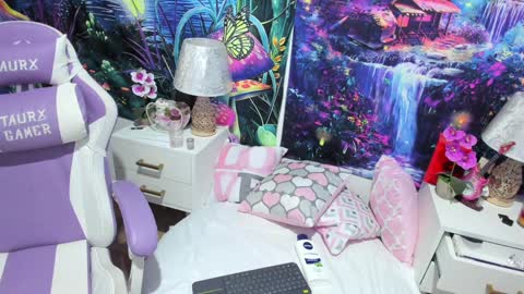 rainbow__coockie online show from January 1, 4:39 am