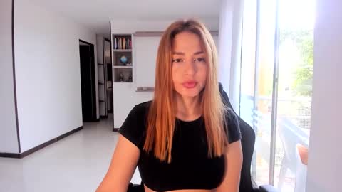 Jennyindependent model . online show from December 22, 5:32 pm