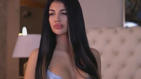 Raisa online show from January 29, 11:56 pm