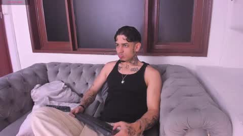 Raizo online show from April 15, 3:02 am