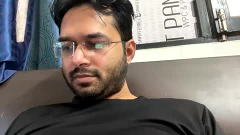 Snapshot of raj_maheesh chatting on January 17, 6:36 am raj_maheesh online show from January 17, 6:36 am