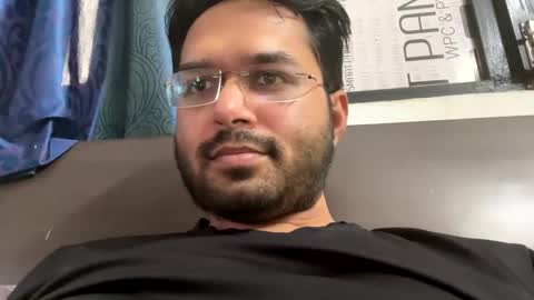 Snapshot of raj_maheesh chatting on January 17, 9:39 am raj_maheesh online show from January 17, 9:39 am