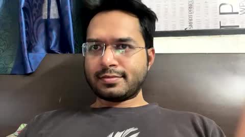 Snapshot of raj_maheesh chatting on January 24, 4:48 am raj_maheesh online show from January 24, 4:48 am