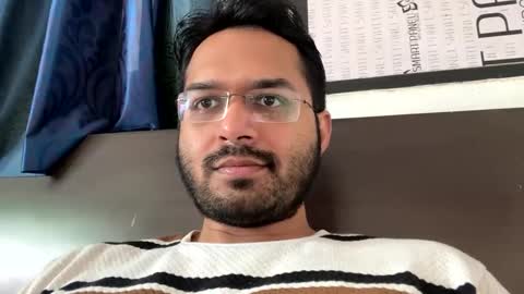 Snapshot of raj_maheesh chatting on February 14, 4:15 am raj_maheesh online show from February 14, 4:15 am