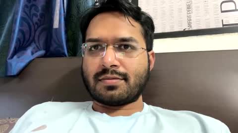 Snapshot of raj_maheesh chatting on February 14, 8:21 am raj_maheesh online show from February 14, 8:21 am