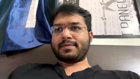 Snapshot of raj_maheesh chatting on February 20, 7:01 am raj_maheesh online show from February 20, 7:01 am