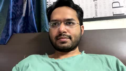 Snapshot of raj_maheesh chatting on February 28, 5:37 am raj_maheesh online show from February 28, 5:37 am