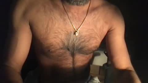 rajeshrex143 online show from January 14, 3:12 am