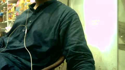 Snapshot of rakulgee111 chatting on June 24, 10:47 am rakulgee111 online show from June 24, 10:47 am