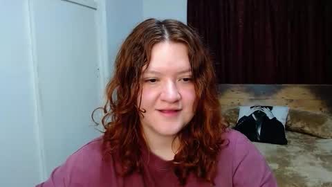 Snapshot of ramona15 chatting on October 24, 9:44 pm Ramona online show from October 24, 9:44 pm