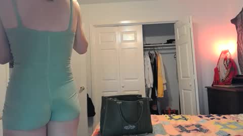    RAMONA Q   online show from May 14, 7:37 am