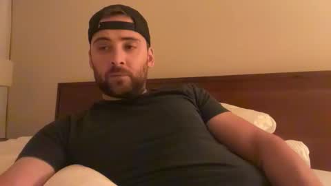 randomdude5950 online show from April 17, 2:47 am