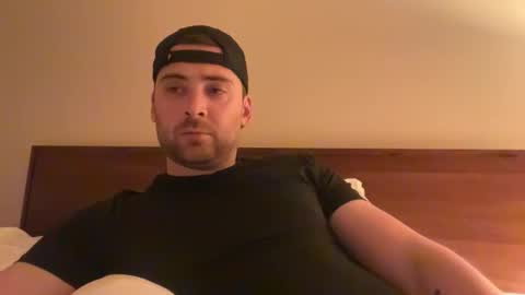 randomdude5950 online show from April 20, 2:58 am