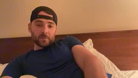 randomdude5950 online show from May 18, 1:45 am