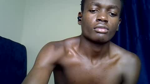 Snapshot of randy_ebony chatting on May 28, 6:05 pm randy_ebony online show from May 28, 6:05 pm