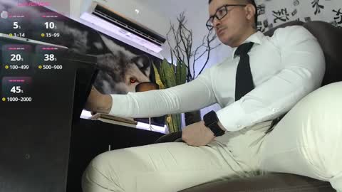 randylukehot online show from December 13, 9:09 pm