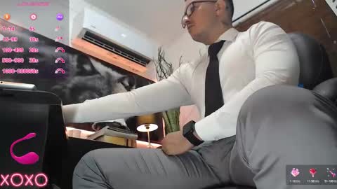 randylukehot online show from November 7, 9:26 pm