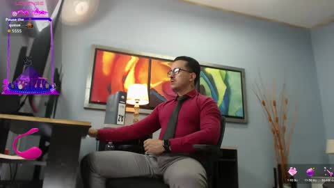 Snapshot of randylukehot chatting on May 30, 8:50 pm randylukehot online show from May 30, 8:50 pm