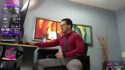 Snapshot of randylukehot chatting on June 11, 8:51 pm randylukehot online show from June 11, 8:51 pm