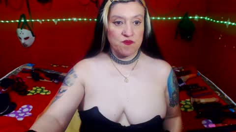 Snapshot of randymaturex01 chatting on July 10, 2:27 am Sonia online show from July 10, 2:27 am