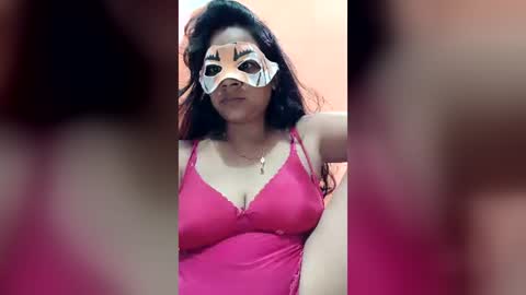 Snapshot of rani_baby chatting on June 19, 6:45 pm rani_baby online show from June 19, 6:45 pm