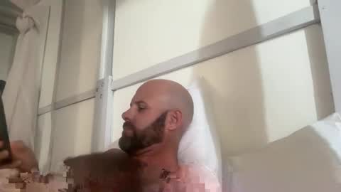 Snapshot of ransguy chatting on December 3, 6:48 am ransguy online show from December 3, 6:48 am