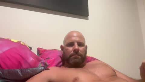 Snapshot of ransguy chatting on December 21, 9:33 am ransguy online show from December 21, 9:33 am