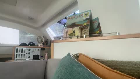 Snapshot of ransguy chatting on November 30, 4:05 am ransguy online show from November 30, 4:05 am