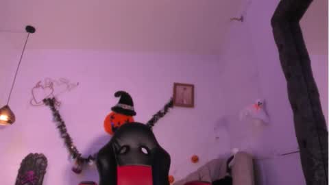 Snapshot of raquel_dl chatting on October 30, 9:37 pm Raquel online show from October 30, 9:37 pm