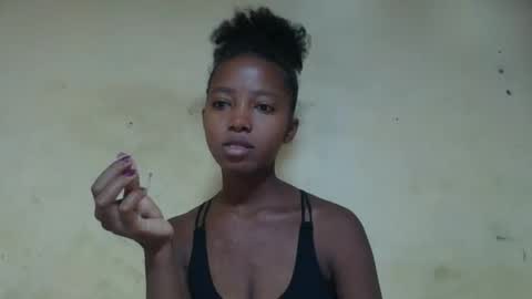 Snapshot of rasoanirinaa chatting on February 16, 12:12 pm rasoanirinaa online show from February 16, 12:12 pm