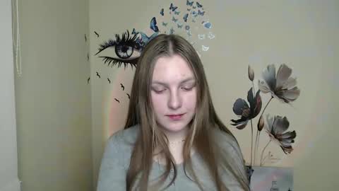 raspberry0101 online show from December 18, 1:05 am