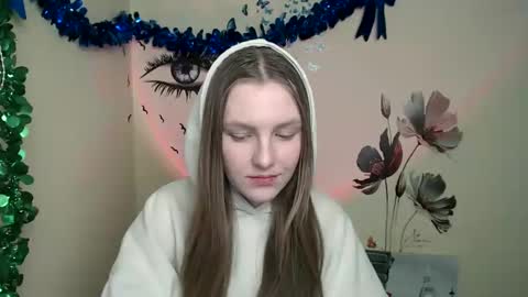 raspberry0101 online show from January 3, 5:31 pm