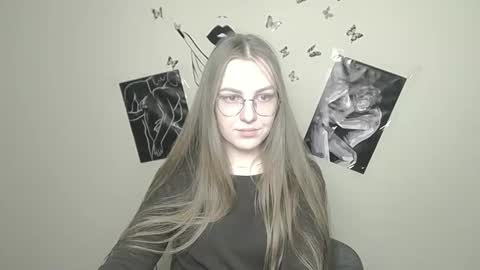 raspberry0101 online show from January 30, 1:42 pm