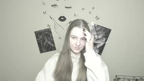 raspberry0101 online show from February 2, 1:19 pm