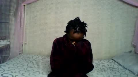 Snapshot of rasta_berry chatting on June 26, 6:18 am rasta online show from June 26, 6:18 am