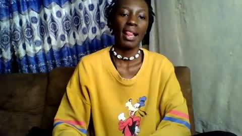 Snapshot of rasta_berry chatting on August 3, 5:28 am rasta online show from August 3, 5:28 am