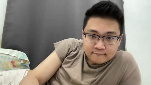 randomnaut online show from April 7, 4:29 pm