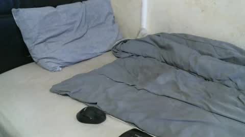 Snapshot of rator_22 chatting on December 22, 8:27 am Rator 22 online show from December 22, 8:27 am